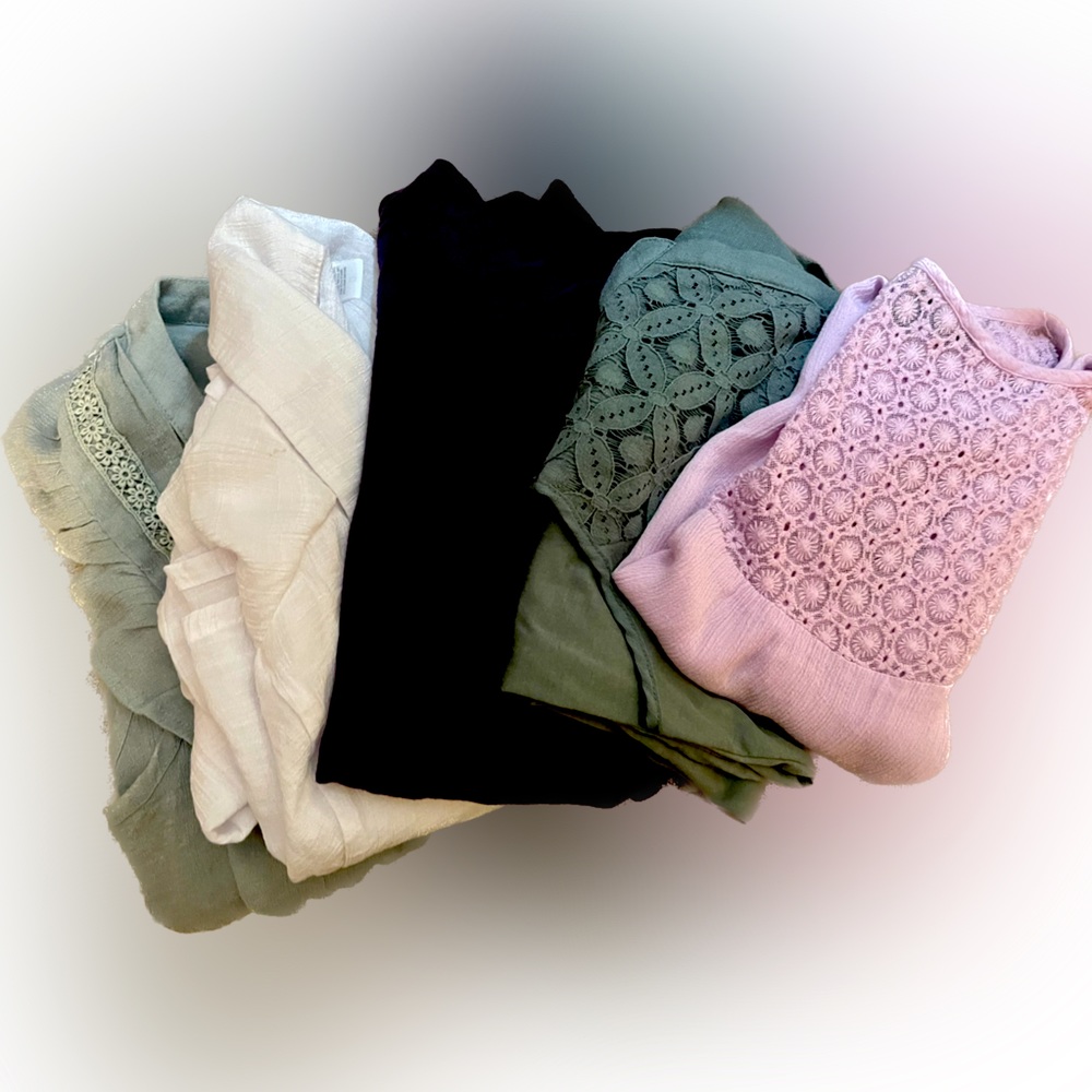 BUNDLE-Women’s plus size summer tops closeout